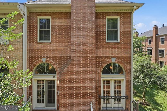 6656 HAMPTON PARK CT, Mclean, VA 22101