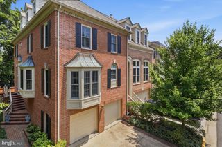 6656 HAMPTON PARK CT, Mclean, VA 22101