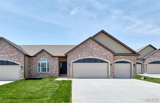 12 Canyon Creek Court, Moscow Mills, MO 63362