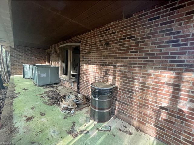 5001 Mecum Road, Walkertown, NC 27051