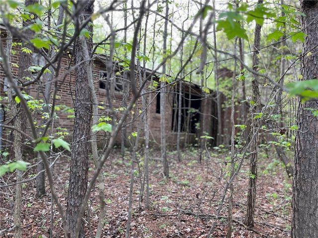 5001 Mecum Road, Walkertown, NC 27051