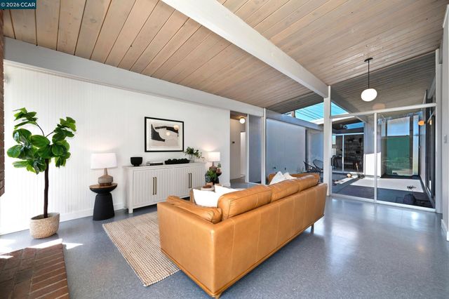 4024 Salem St, Concord, CA 94521