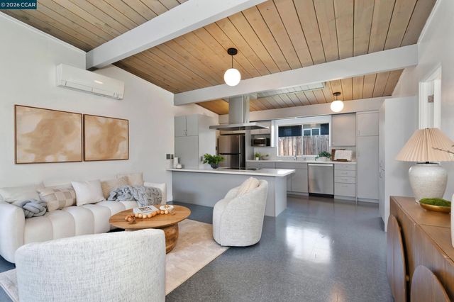 4024 Salem St, Concord, CA 94521