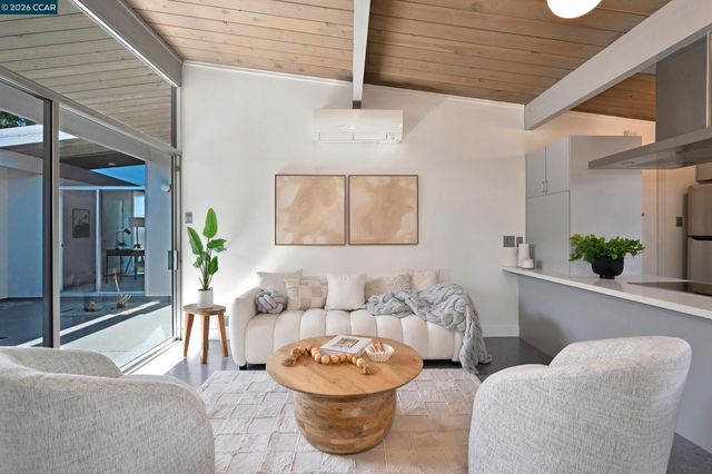 4024 Salem St, Concord, CA 94521