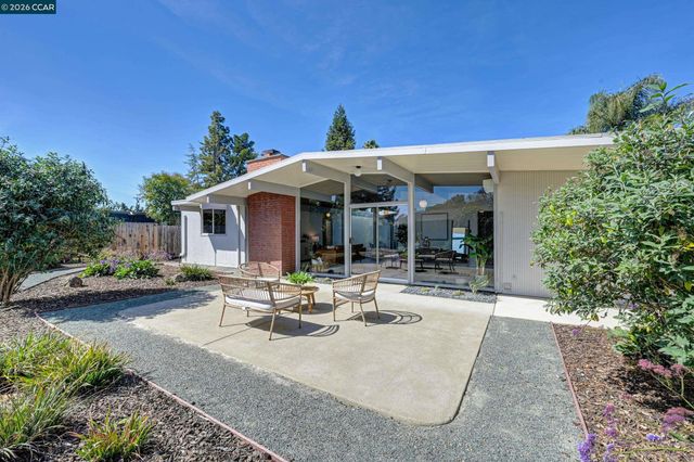 4024 Salem St, Concord, CA 94521