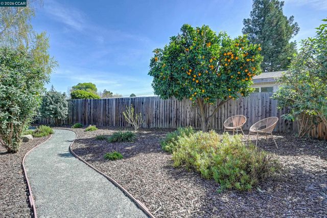 4024 Salem St, Concord, CA 94521