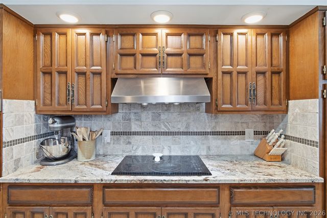 2605 E 72nd Street, Tulsa, OK 74136