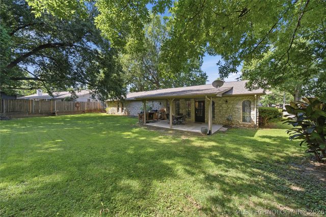 2605 E 72nd Street, Tulsa, OK 74136
