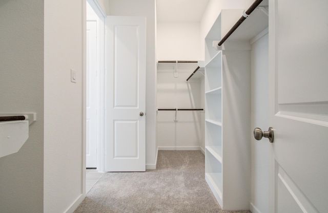 11122 Swamp Edge Ln, Cypress, TX 77433