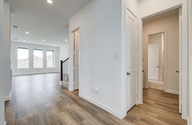 11122 Swamp Edge Ln, Cypress, TX 77433