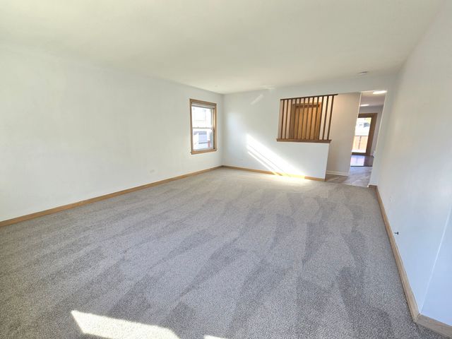 5626 N Menard Avenue 2, Chicago, IL 60646