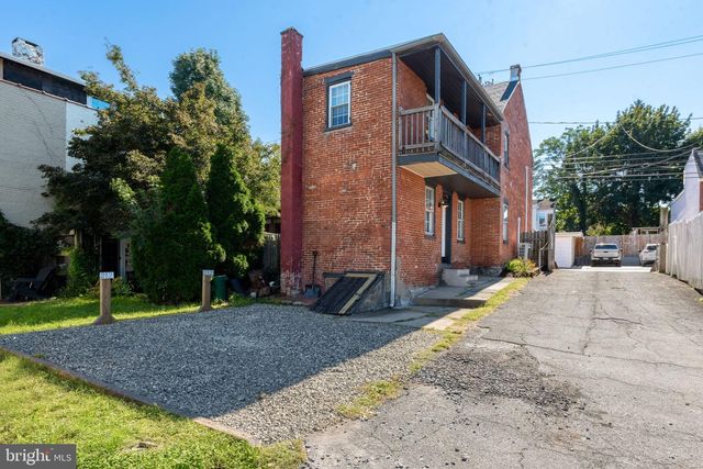 212 HOWARD AVE, Lancaster, PA 17602