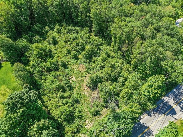 455 Hartford Ave, Bellingham, MA 02019