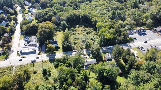 455 Hartford Ave, Bellingham, MA 02019