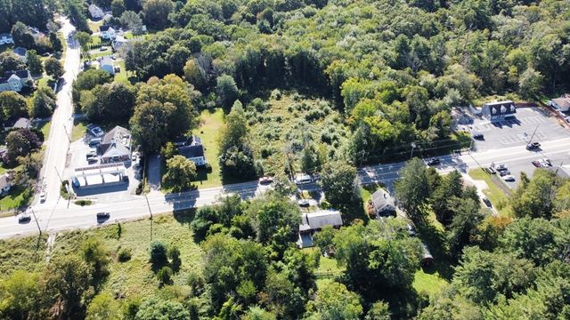 455 Hartford Ave, Bellingham, MA 02019