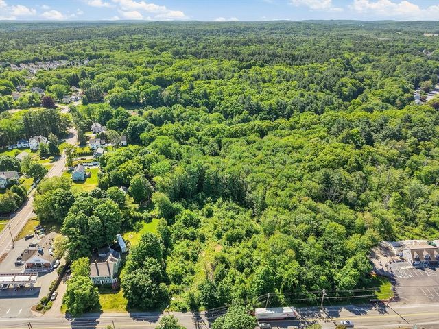 455 Hartford Ave, Bellingham, MA 02019
