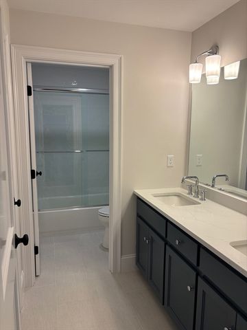 23 Winter St., Medfield, MA 02052