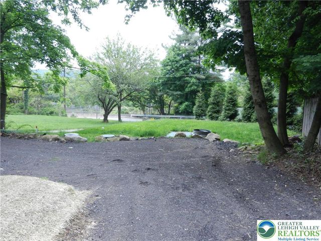 1244 Seidersville Road, Lower Saucon Twp, PA 18015