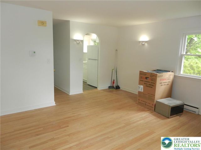 1244 Seidersville Road, Lower Saucon Twp, PA 18015
