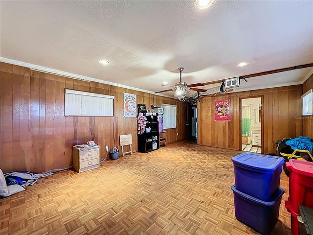 811 W LAKE MANN DRIVE, Orlando, FL 32805