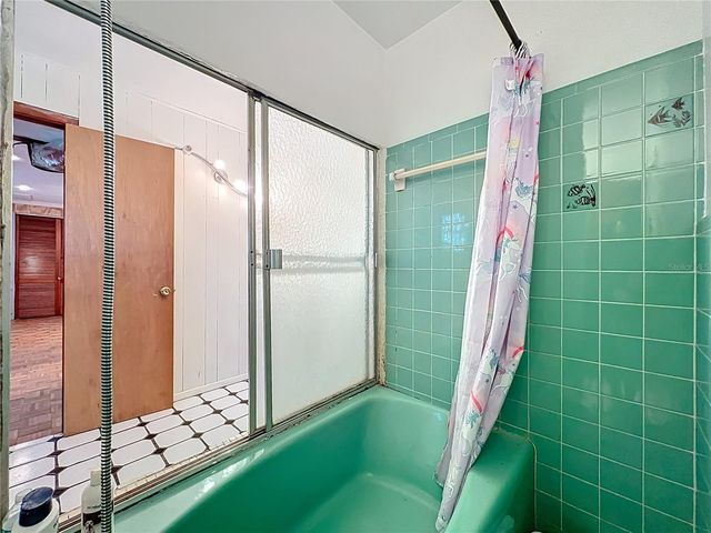 811 W LAKE MANN DRIVE, Orlando, FL 32805