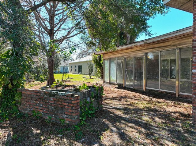 811 W LAKE MANN DRIVE, Orlando, FL 32805