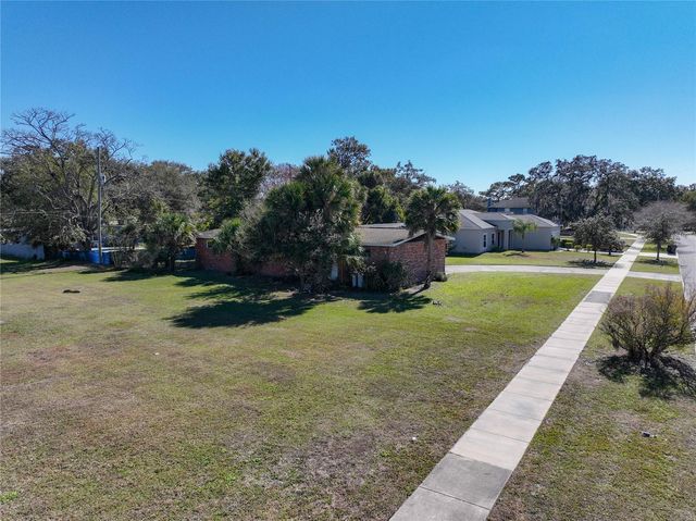 811 W LAKE MANN DRIVE, Orlando, FL 32805