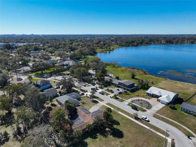 811 W LAKE MANN DRIVE, Orlando, FL 32805