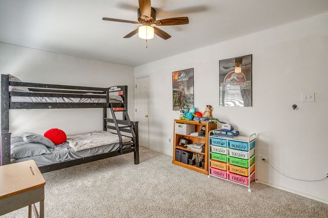 803 Williamsburg Drive, Ennis, TX 75119