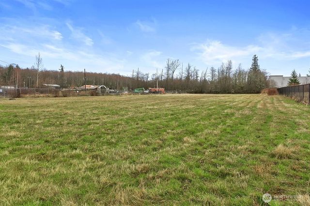 2826 Center Road, Everett, WA 98204