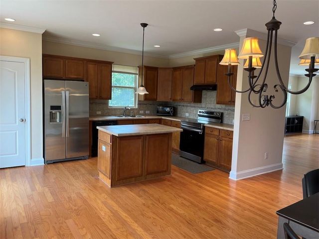 2785 Blakely Drive, Suwanee, GA 30024