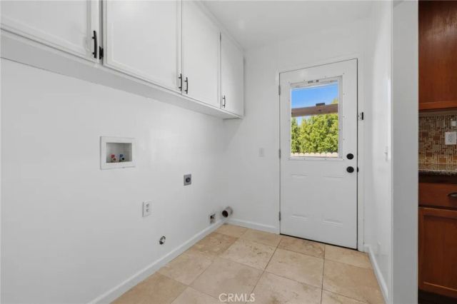 740 E Hillcrest, Thousand Oaks, CA 91360