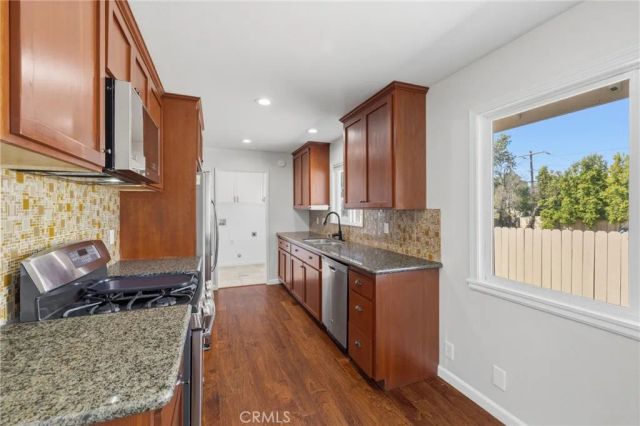 740 E Hillcrest, Thousand Oaks, CA 91360
