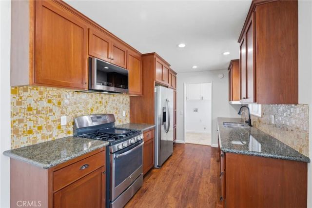 740 E Hillcrest, Thousand Oaks, CA 91360
