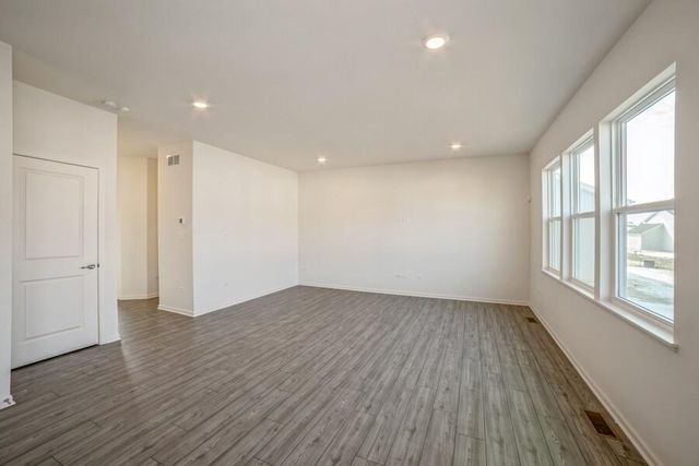 3857 Fender Street, Valparaiso, IN 46385