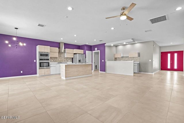 12933 NIDD Avenue, Horizon City, TX 79928
