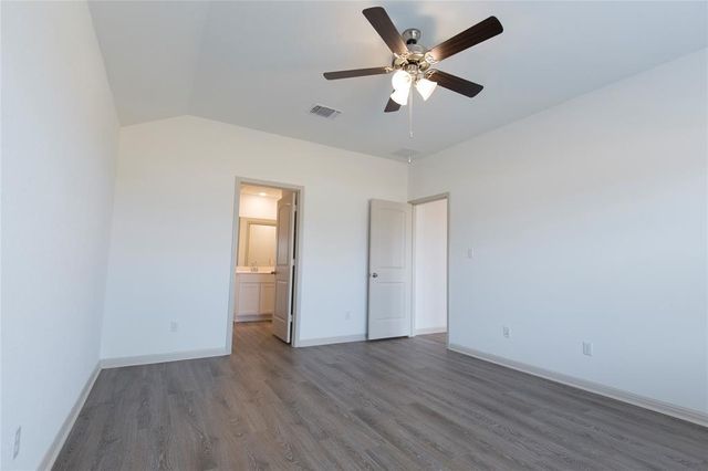 132 Fort Clark Springs DR, Hutto, TX 78634