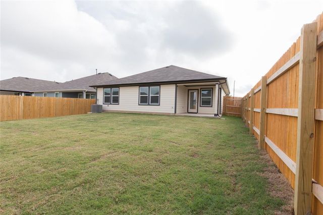 132 Fort Clark Springs DR, Hutto, TX 78634