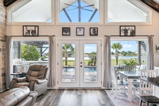 7025 Lake Vista Drive, Streetman, TX 75859