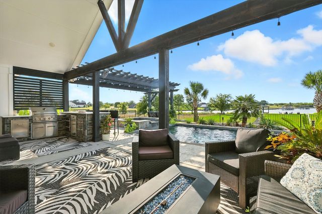 7025 Lake Vista Drive, Streetman, TX 75859