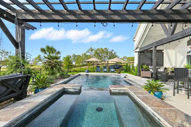 7025 Lake Vista Drive, Streetman, TX 75859