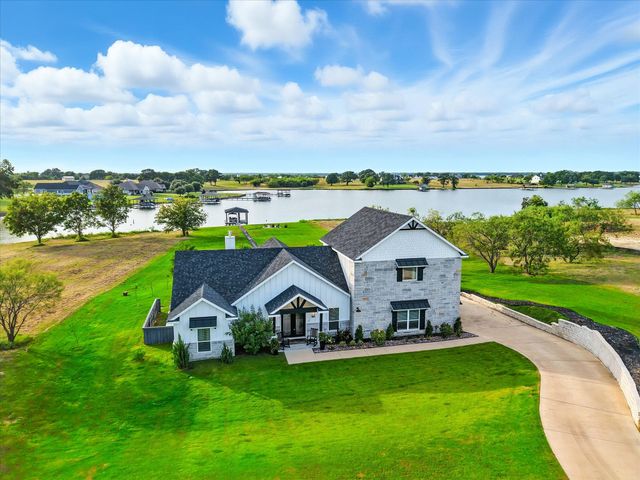 7025 Lake Vista Drive, Streetman, TX 75859