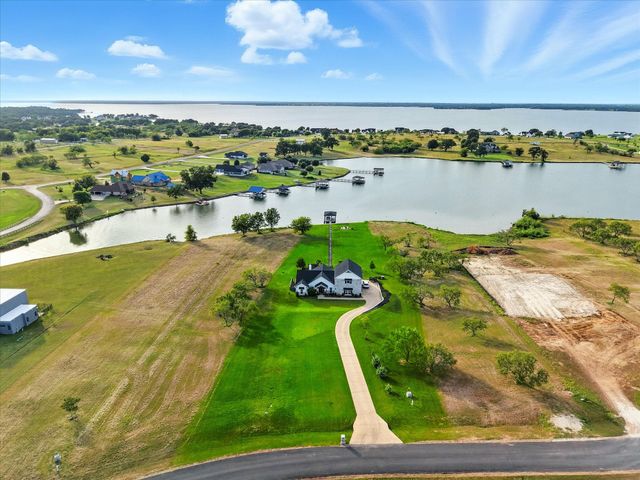 7025 Lake Vista Drive, Streetman, TX 75859