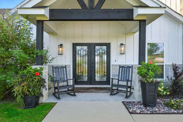 7025 Lake Vista Drive, Streetman, TX 75859