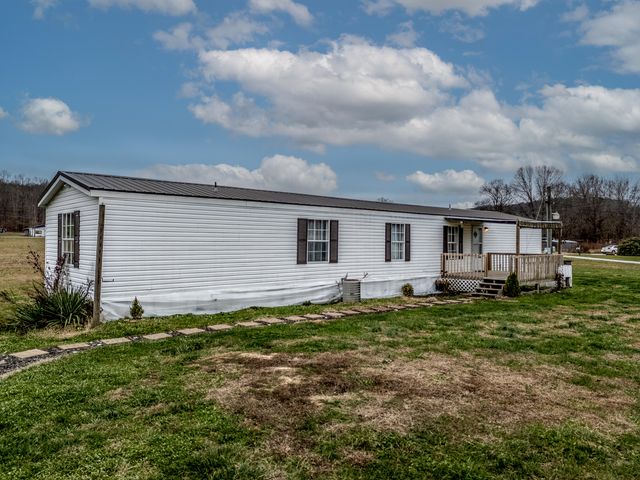 111 Julie Lane, Salt Lick, KY 40371