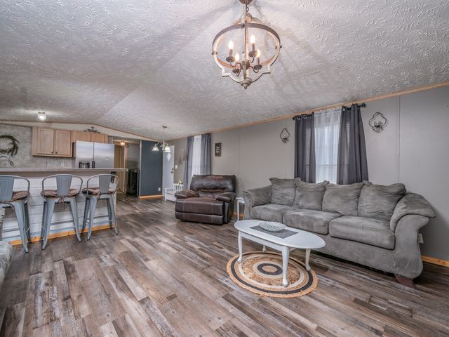 111 Julie Lane, Salt Lick, KY 40371