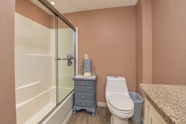 21 Custer St, Rockland, MA 02370