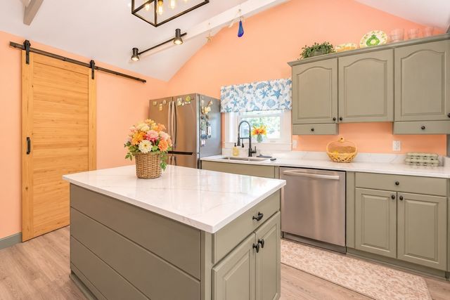 21 Custer St, Rockland, MA 02370