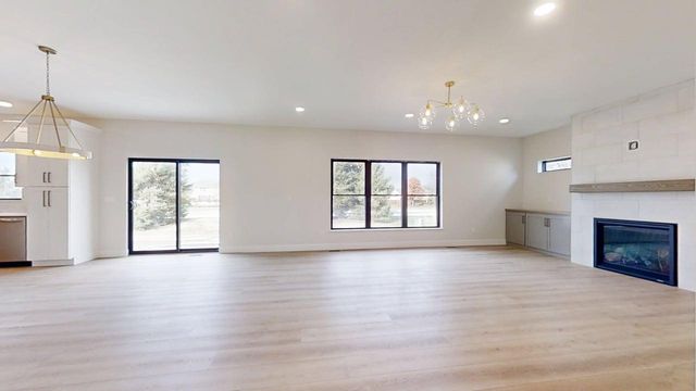 5006 Chestnut Grove Drive, Champaign, IL 61822