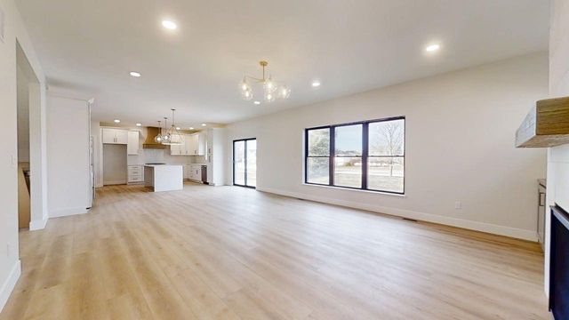 5006 Chestnut Grove Drive, Champaign, IL 61822